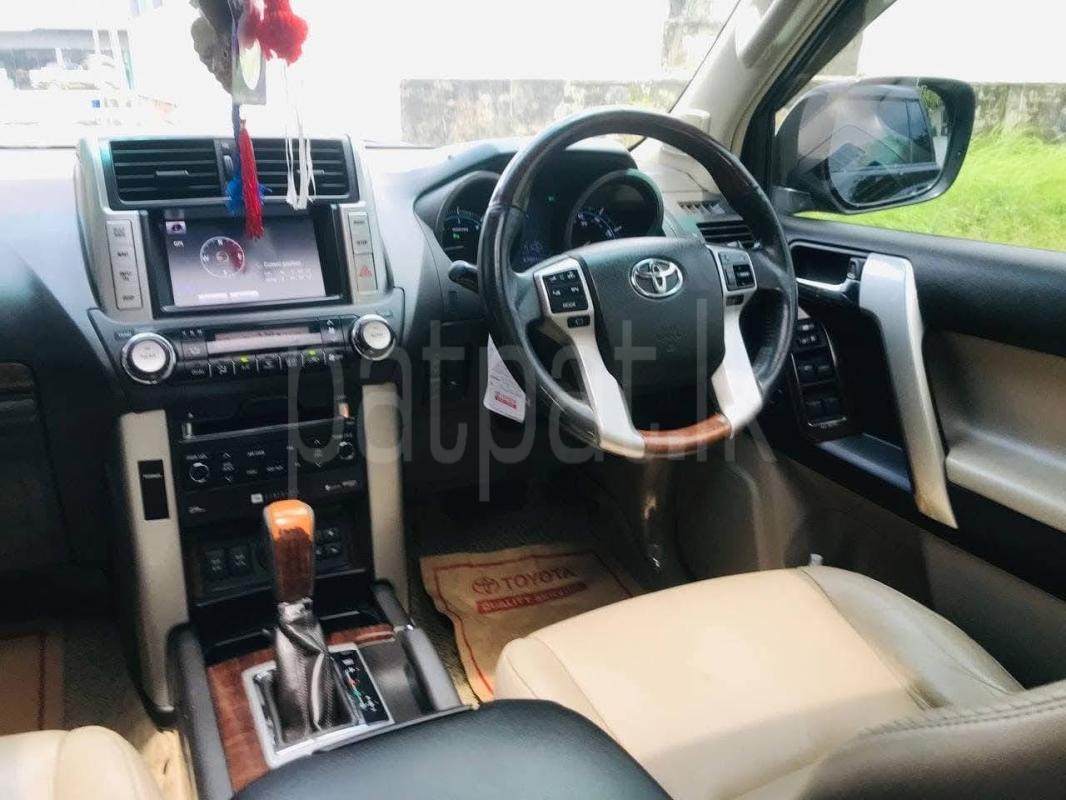 Toyota PRADO 2012 - பயன்படுத்தப்பட்டது SUV sale in Sri Lanka - patpat.lk