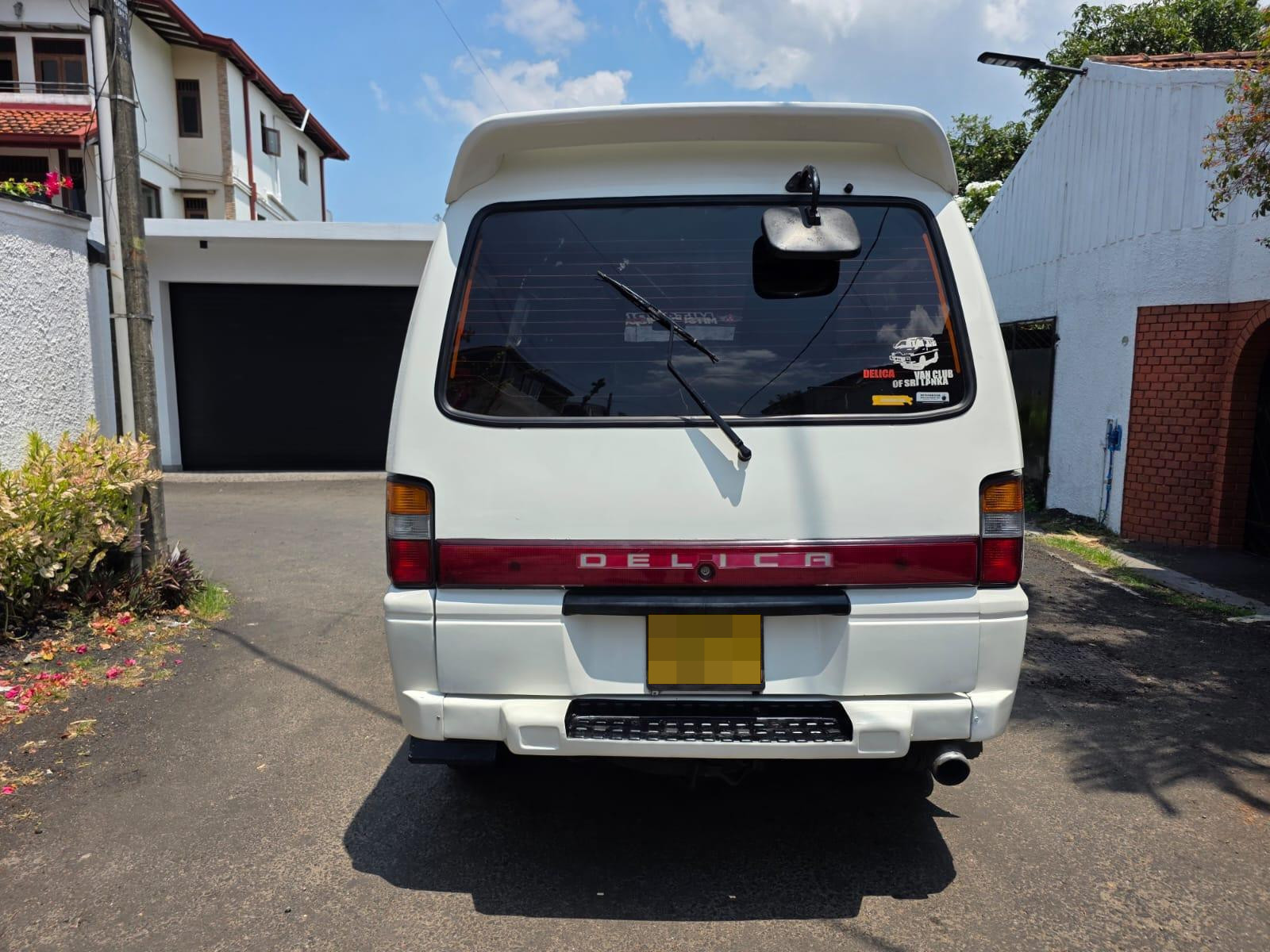 Mitsubishi Delica 1996 - பயன்படுத்தப்பட்டது வேன் sale in Sri Lanka - patpat.lk