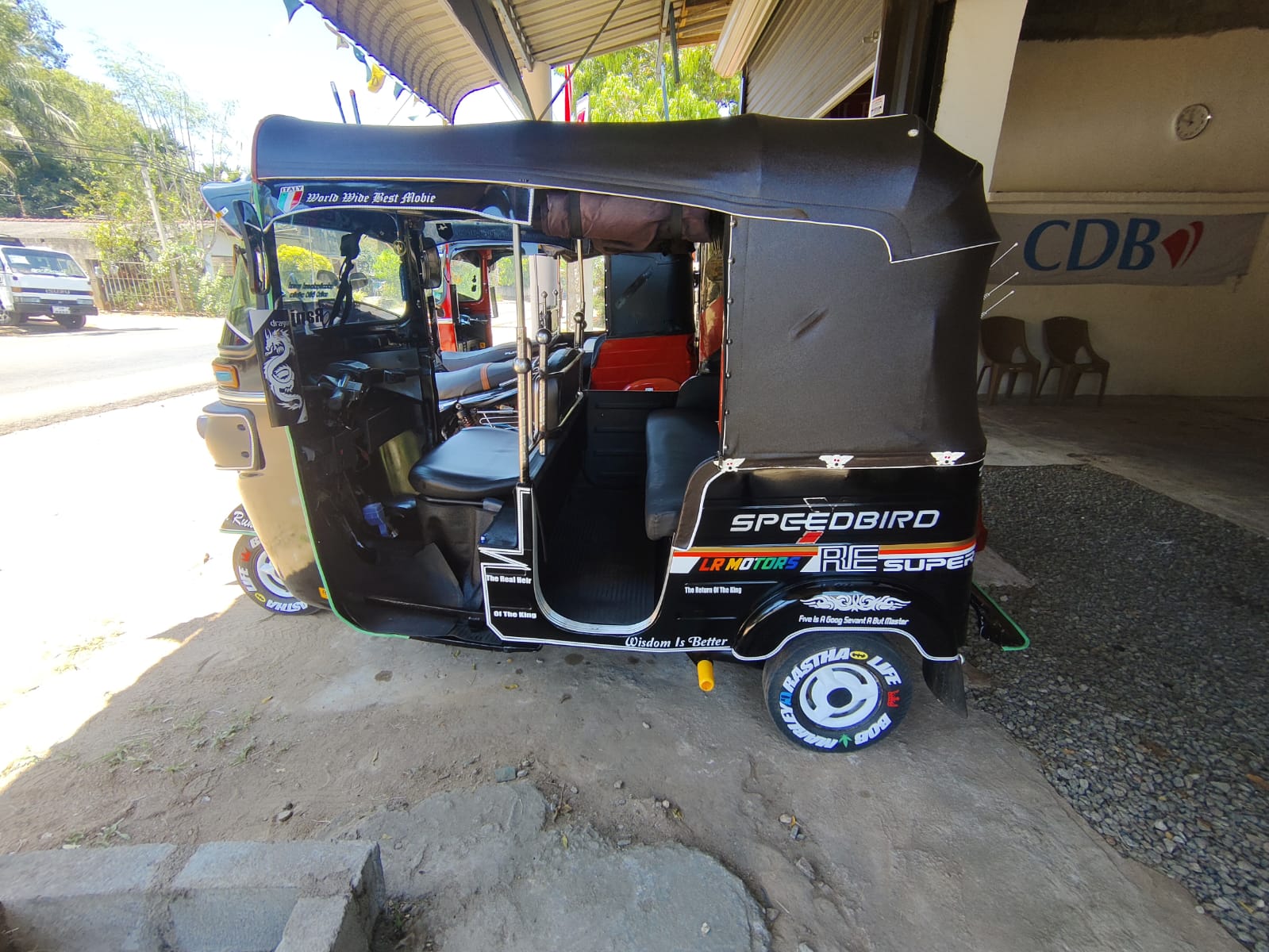 Bajaj Three Wheel 2014 - Used Three wheeler sale in Sri Lanka - patpat.lk