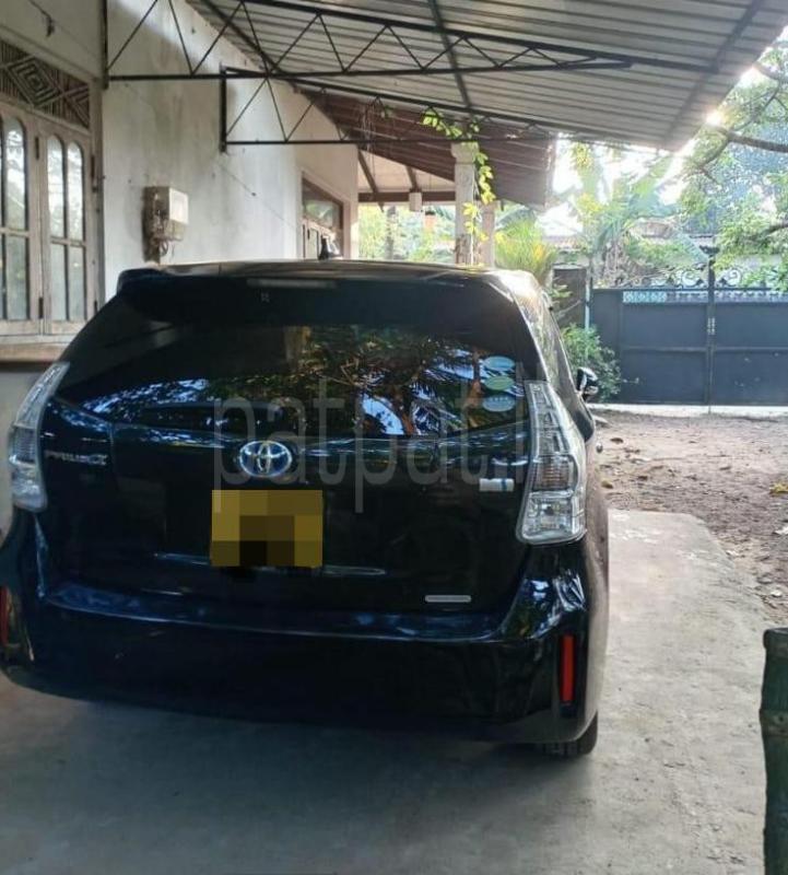 Toyota Vitz 2011 - Used Car sale in Sri Lanka - patpat.lk
