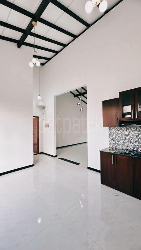 House for Sale in Kaduwela