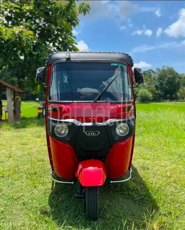 Bajaj 4 stroke 2025 - பயன்படுத்தப்பட்டது முச்சக்கர வண்டி sale in Sri Lanka - patpat.lk