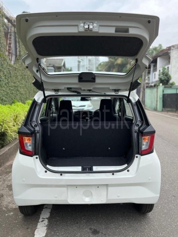 Advertisement image 6