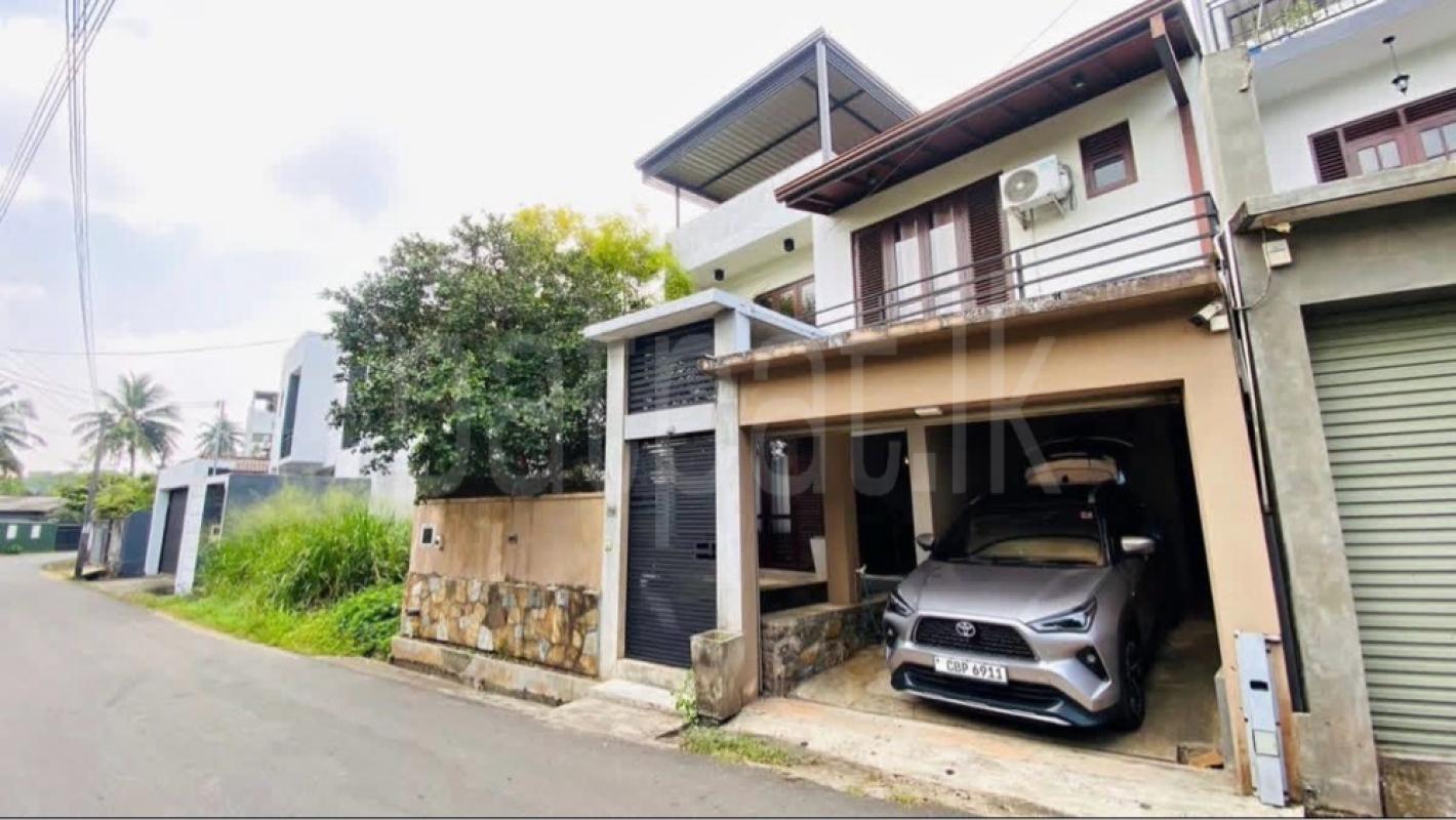 House for Sale in Piliyandala ads-image-1