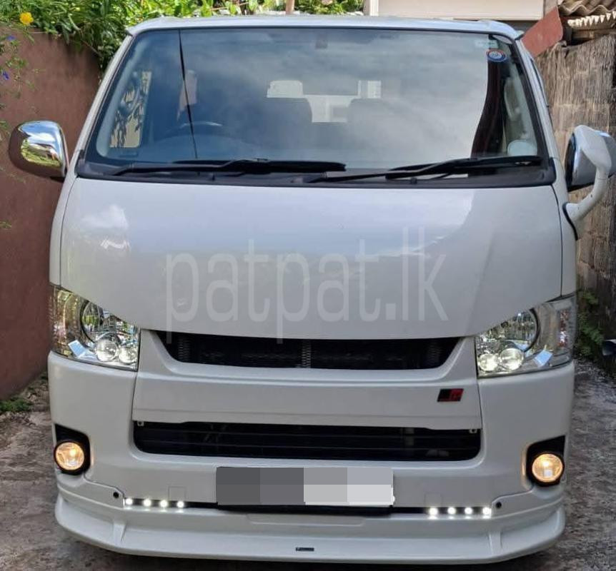 Toyota Hiace 2017 - பயன்படுத்தப்பட்டது வேன் sale in Sri Lanka - patpat.lk