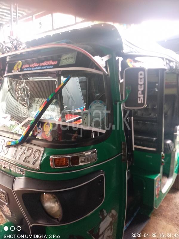Bajaj Three Wheel 2015 - பயன்படுத்தப்பட்டது முச்சக்கர வண்டி sale in Sri Lanka - patpat.lk