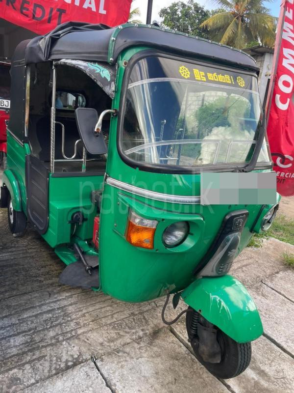 Bajaj 4 stroke 2012 - பயன்படுத்தப்பட்டது முச்சக்கர வண்டி sale in Sri Lanka - patpat.lk