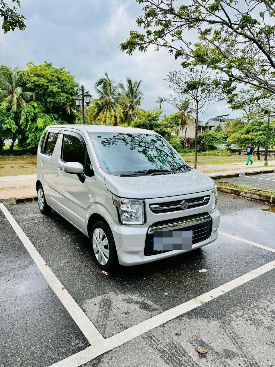 Suzuki Wagon R 2024 - பயன்படுத்தப்பட்டது கார் sale in Sri Lanka - patpat.lk