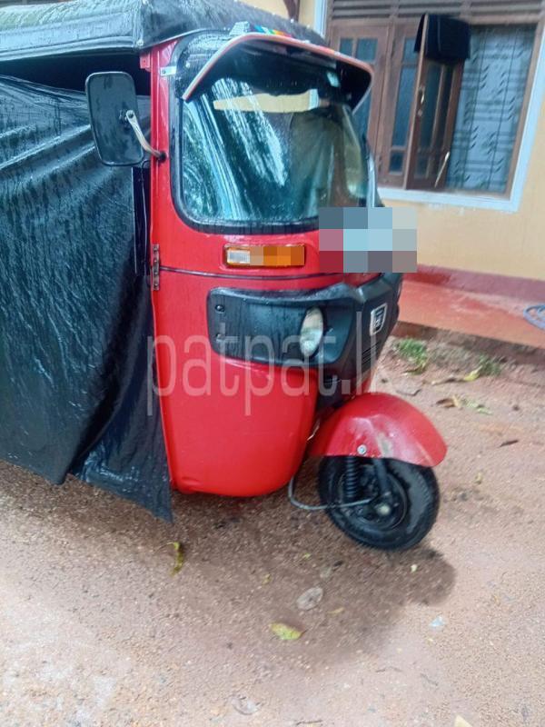 Bajaj 4 stroke 2017 - භාවිතා කරන ලද ත්‍රිරෝද රථය sale in Sri Lanka - patpat.lk