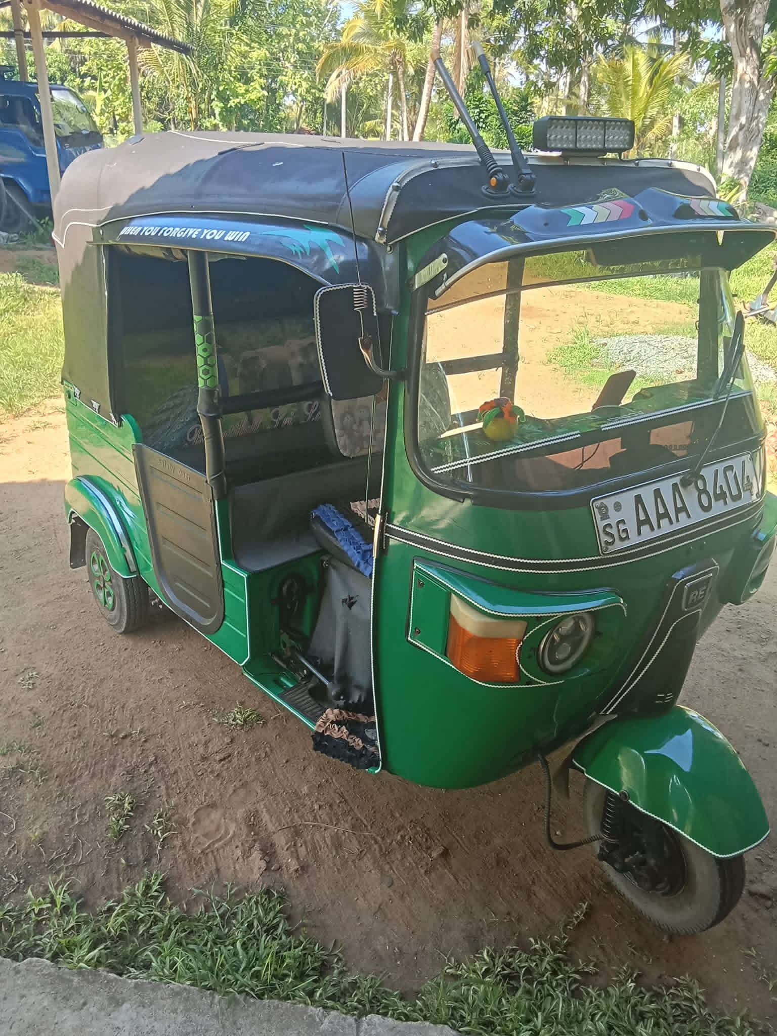Bajaj Three Wheel 2012 - பயன்படுத்தப்பட்டது முச்சக்கர வண்டி sale in Sri Lanka - patpat.lk