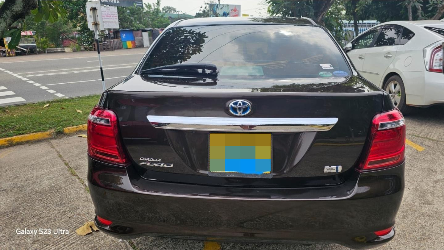 Toyota Axio 2016 - பயன்படுத்தப்பட்டது கார் sale in Sri Lanka - patpat.lk