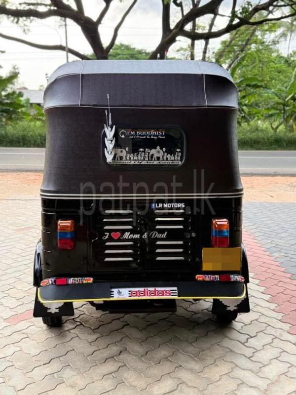 Bajaj Three Wheel 2012 - பயன்படுத்தப்பட்டது முச்சக்கர வண்டி sale in Sri Lanka - patpat.lk