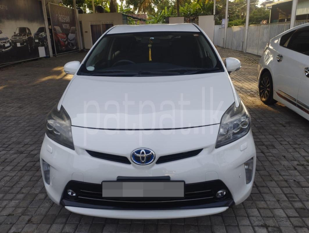 Toyota Prius 2014 - Used Car sale in Sri Lanka - patpat.lk