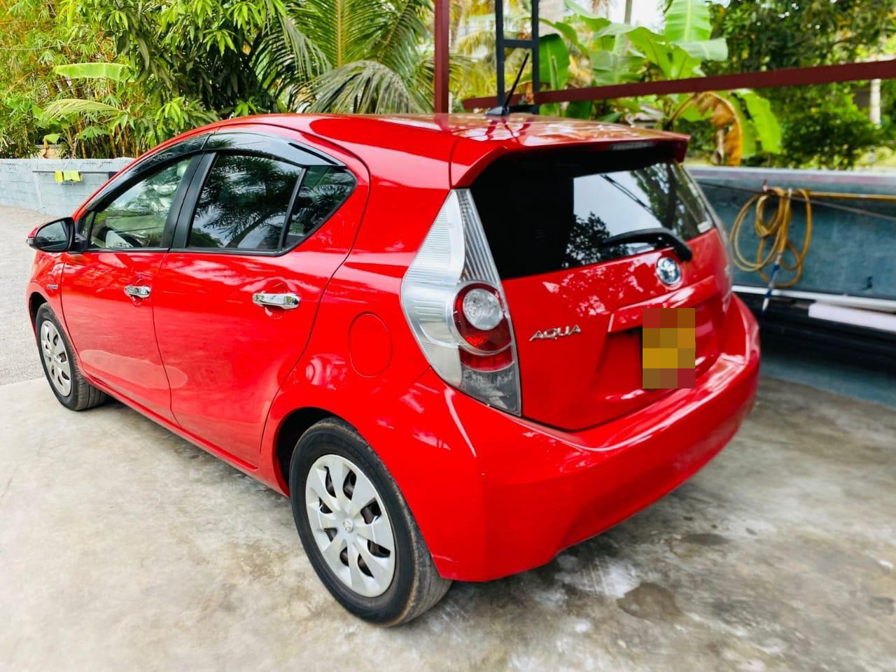 Toyota Aqua 2013 - Used Car sale in Sri Lanka - patpat.lk