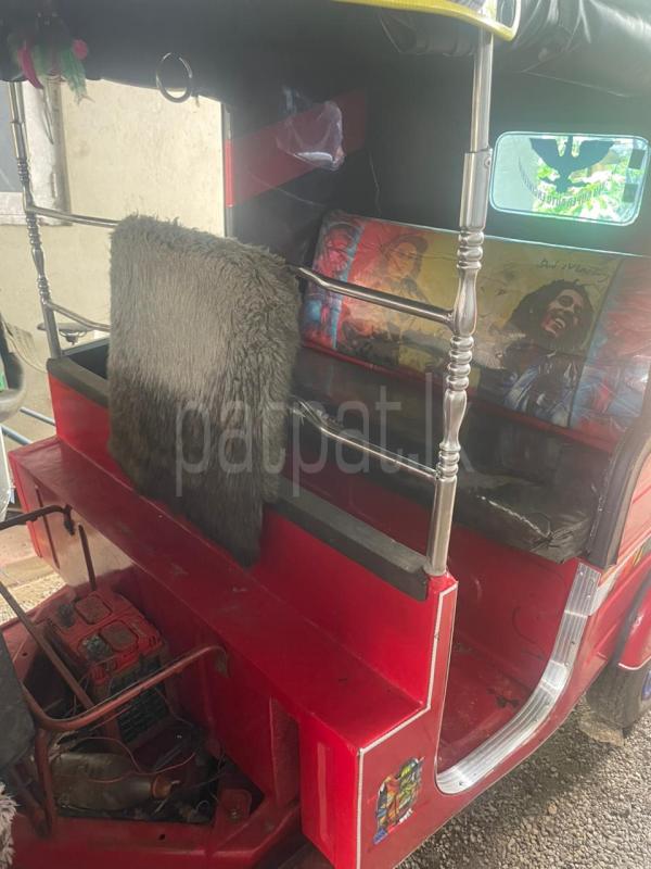 Bajaj 2 stroke 2005 - பயன்படுத்தப்பட்டது முச்சக்கர வண்டி sale in Sri Lanka - patpat.lk