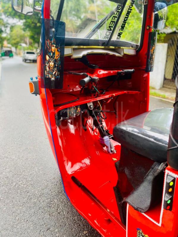 Advertisement image 4