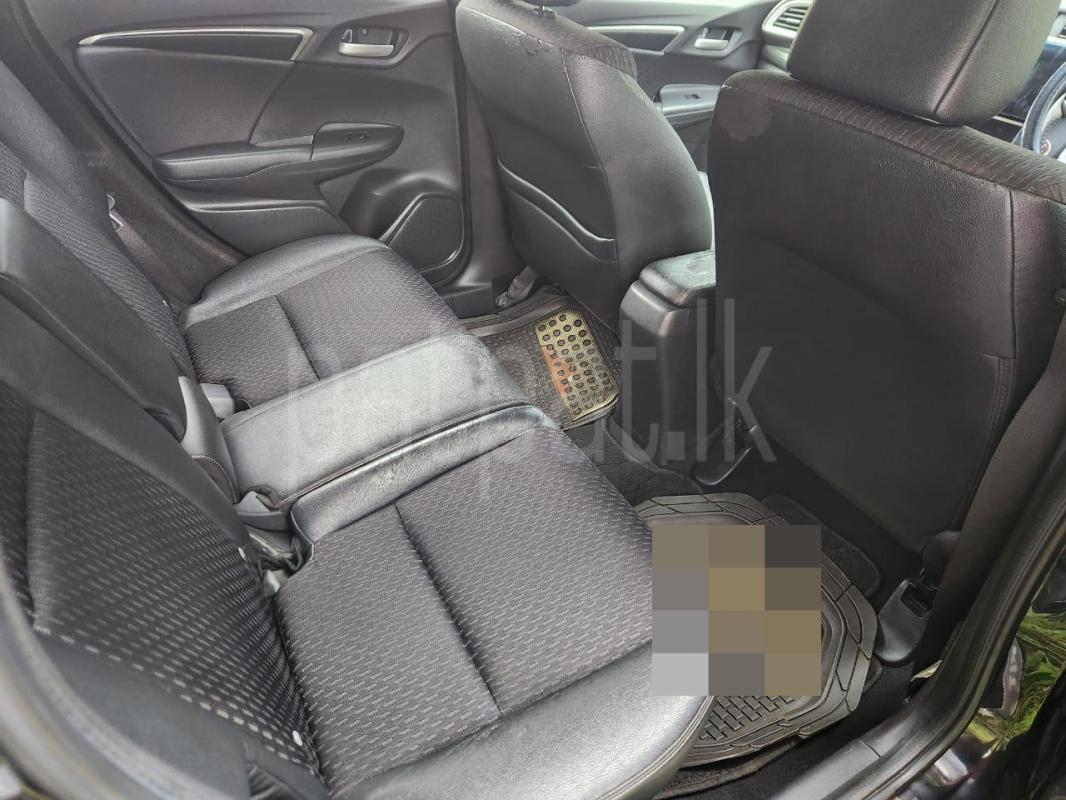 Honda Fit 2013 - பயன்படுத்தப்பட்டது கார் sale in Sri Lanka - patpat.lk