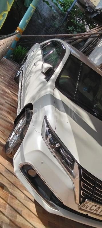 Toyota Premio 2017 - பயன்படுத்தப்பட்டது கார் sale in Sri Lanka - patpat.lk