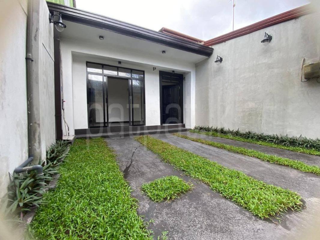 House for Sale in Dehiwala ads-image-1