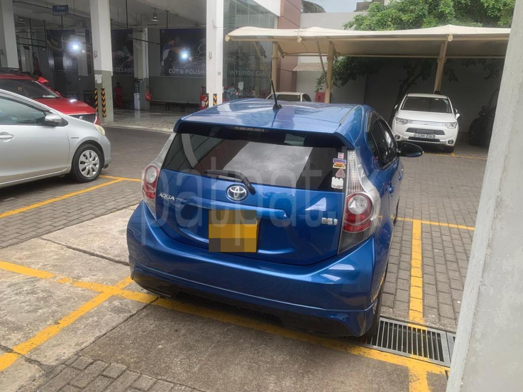 Toyota Aqua 2012 - Used Car sale in Sri Lanka - patpat.lk