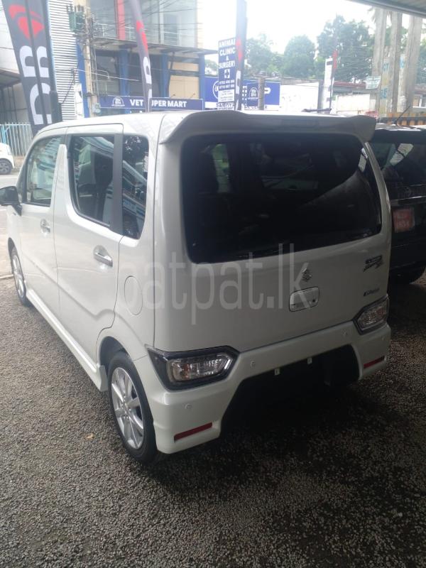 Advertisement image 3