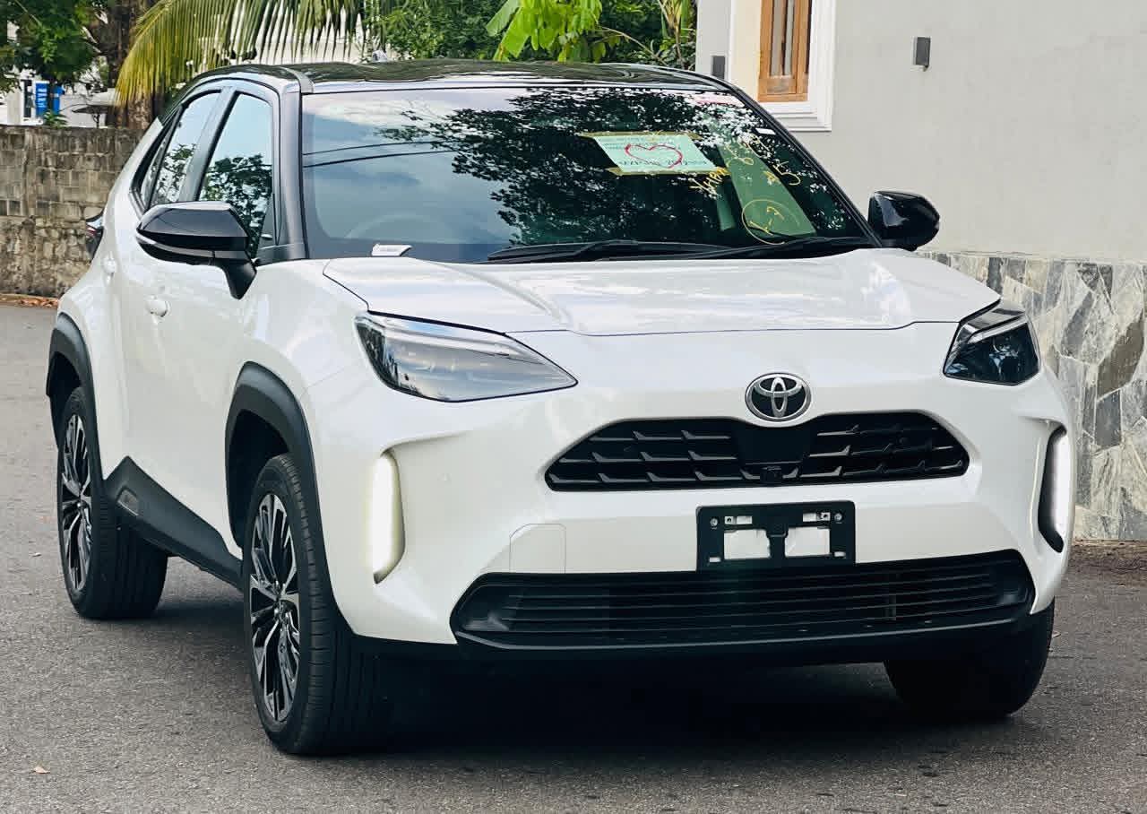 Toyota Yaris Cross 2025 - சான்றளிக்கப்பட்டது SUV sale in Sri Lanka - patpat.lk