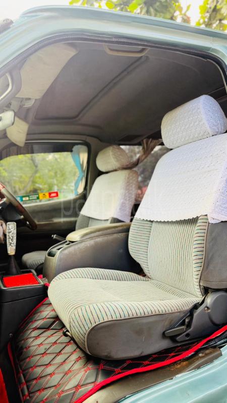 Advertisement image 6