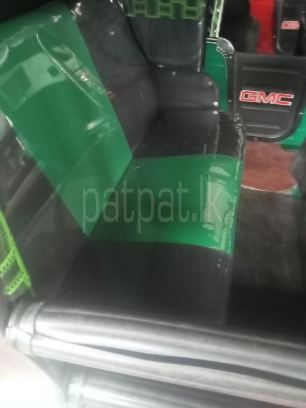 Bajaj 4 stroke 2018 - Used Three wheeler sale in Sri Lanka - patpat.lk