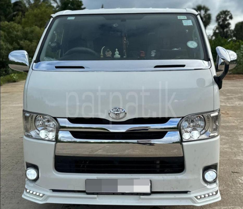 Toyota Hiace 2014 - பயன்படுத்தப்பட்டது வேன் sale in Sri Lanka - patpat.lk