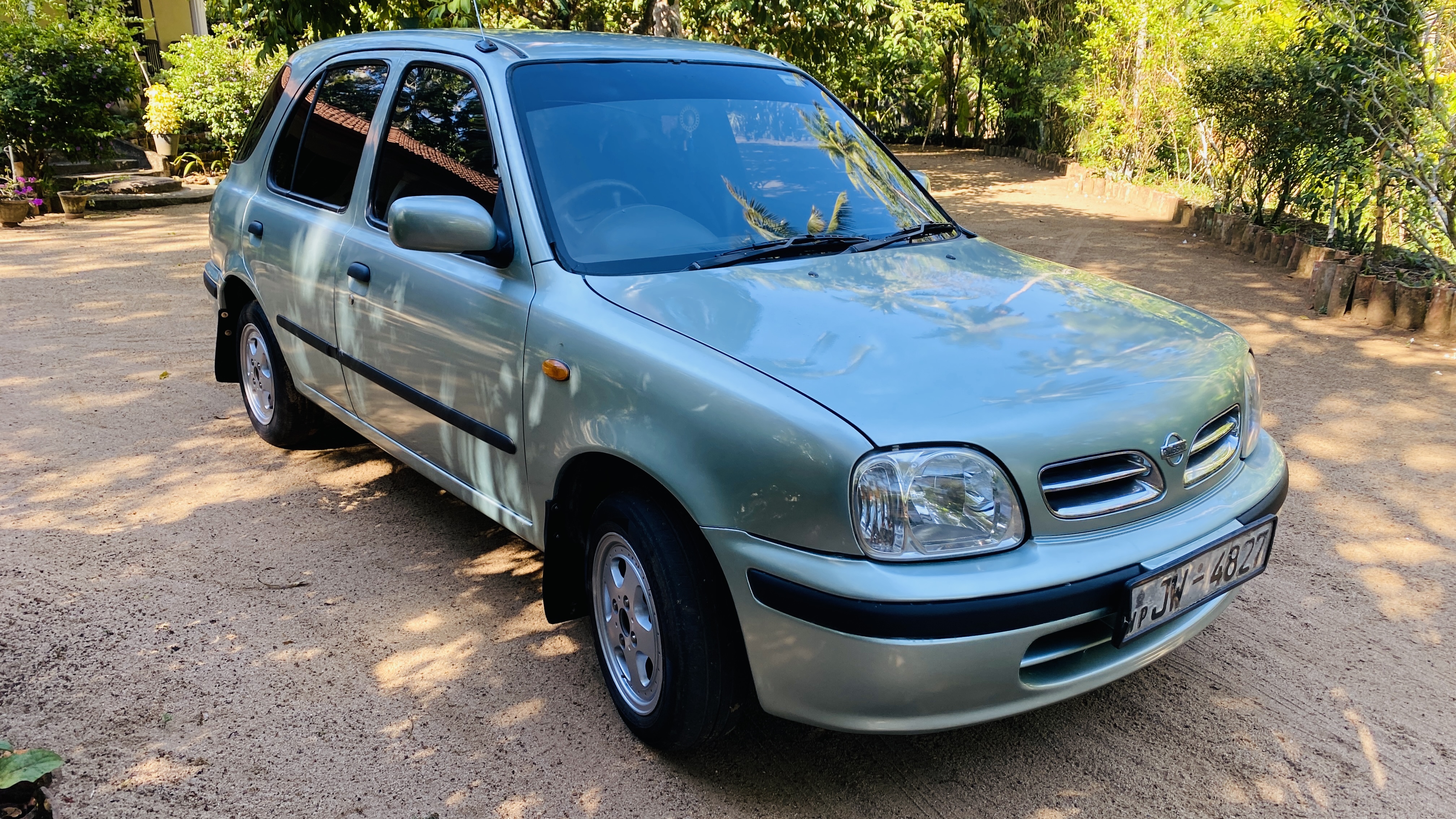 Nissan March 2001 - Reconditioned Car sale in Sri Lanka - patpat.lk