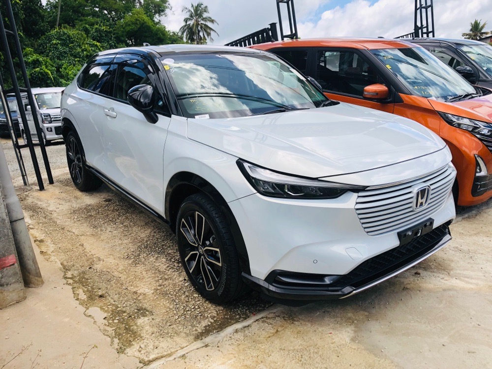 Honda Vezel 2024 - மறுசீரமைக்கப்பட்டது கார் sale in Sri Lanka - patpat.lk