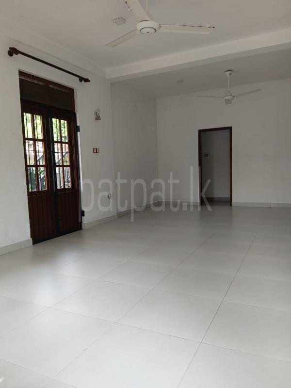House for Rent in Adampan ads-image-1