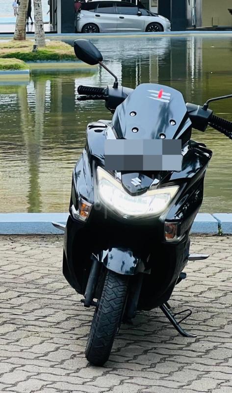 Advertisement image 1