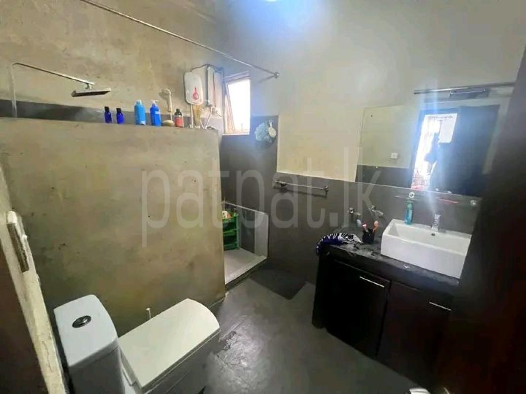 House for Sale in Akuregoda