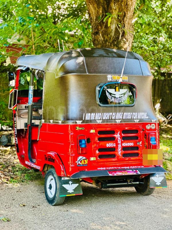 Bajaj 4 stroke 2016 - Used Three wheeler sale in Sri Lanka - patpat.lk