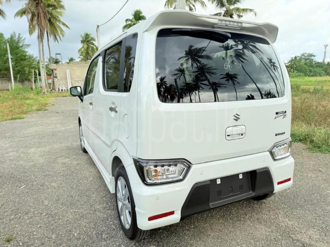 Advertisement image 3