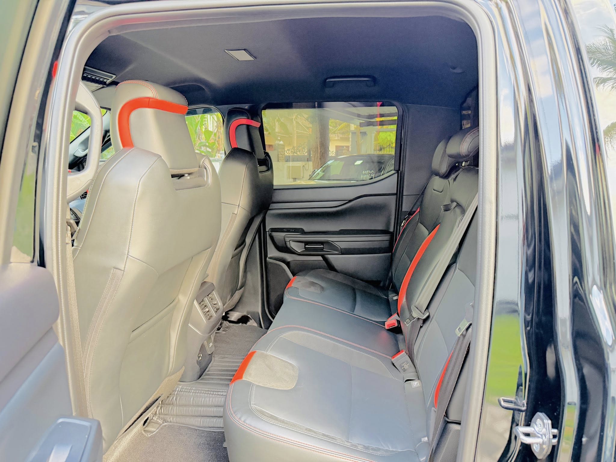 Ford Raptor 2025 - பயன்படுத்தப்பட்டது சரக்கு போக்குவரத்து sale in Sri Lanka - patpat.lk