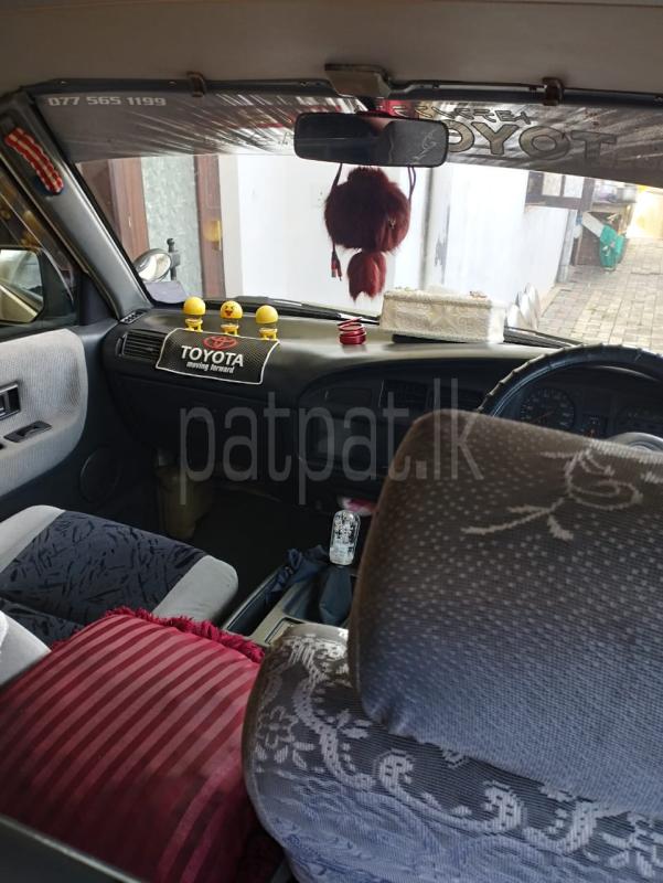 Toyota TownAce 1991 - பயன்படுத்தப்பட்டது வேன் sale in Sri Lanka - patpat.lk