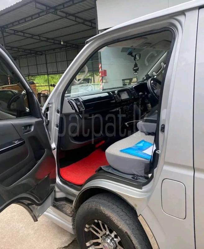 Advertisement image 3