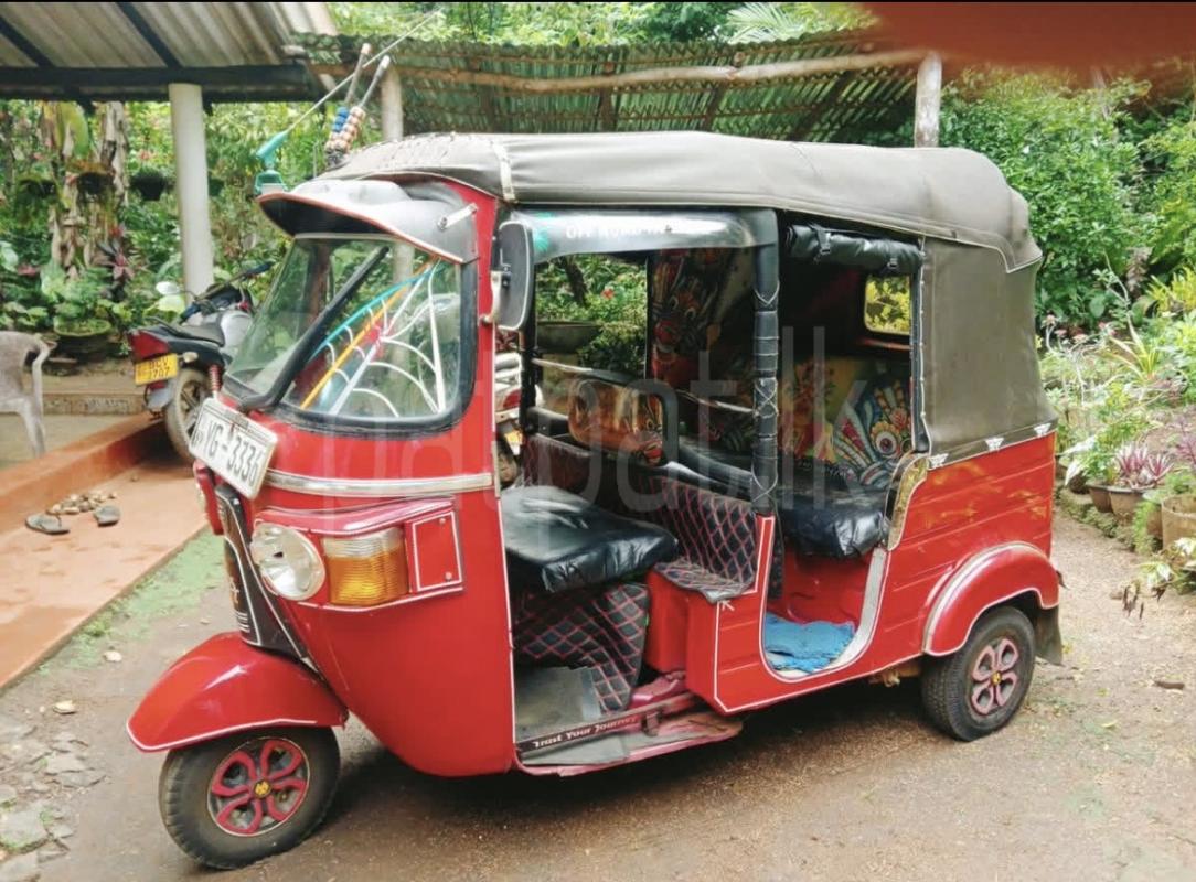 Bajaj 4 stroke 2010 - பயன்படுத்தப்பட்டது முச்சக்கர வண்டி sale in Sri Lanka - patpat.lk