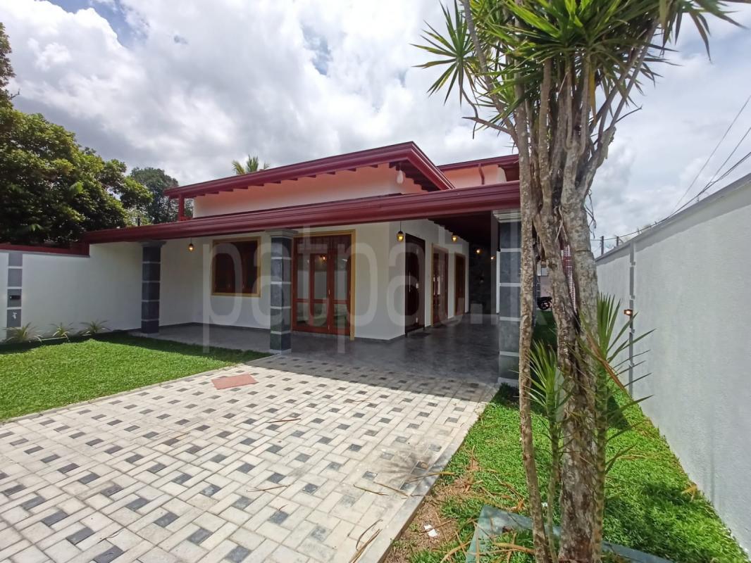 House for Sale in Piliyandala