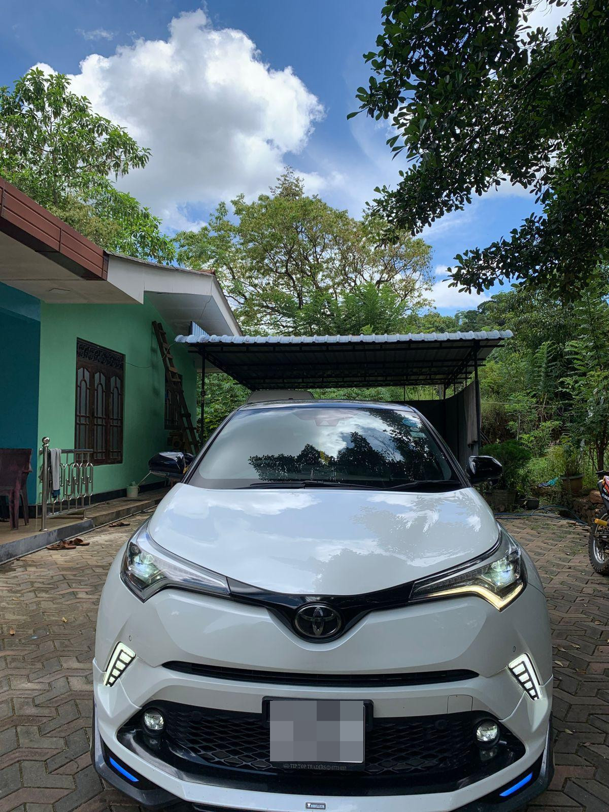 Toyota CHR 2018 - Used SUV sale in Sri Lanka - patpat.lk