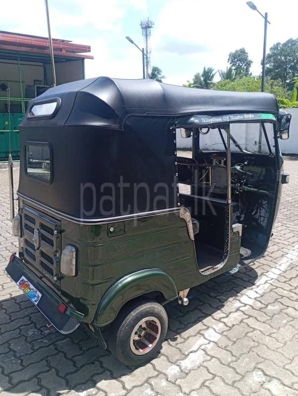 Bajaj 2 stroke 2003 - Used Three wheeler sale in Sri Lanka - patpat.lk