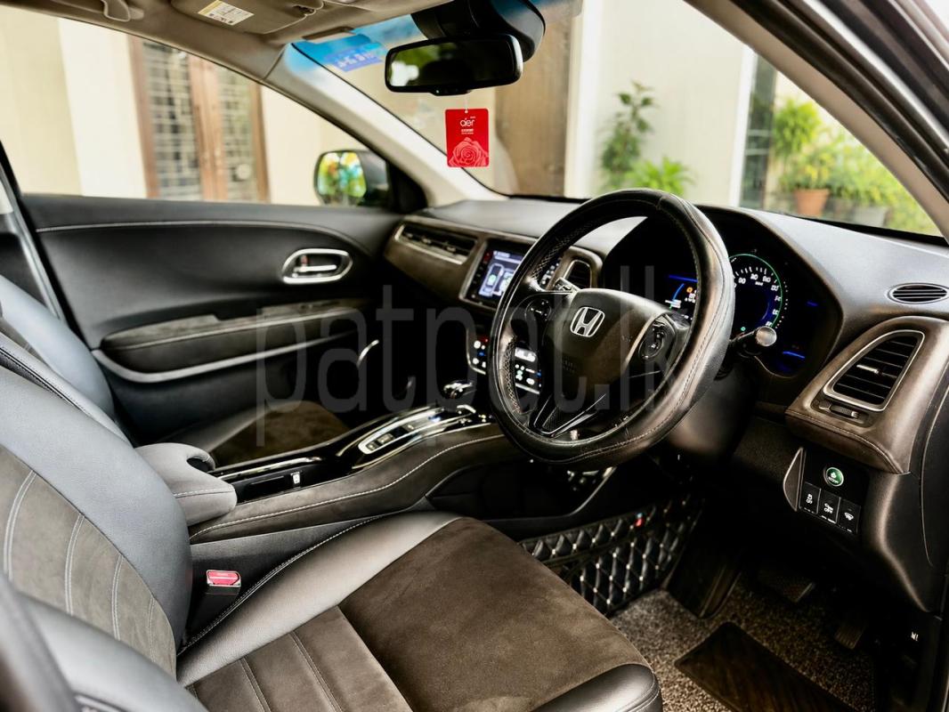 Honda Vezel 2016 - பயன்படுத்தப்பட்டது SUV sale in Sri Lanka - patpat.lk