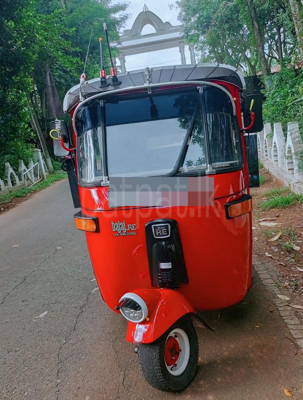 Bajaj 2 stroke 2003 - பயன்படுத்தப்பட்டது முச்சக்கர வண்டி sale in Sri Lanka - patpat.lk