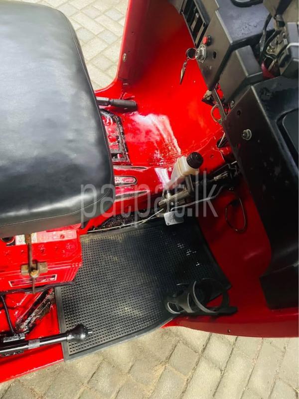 Advertisement image 5