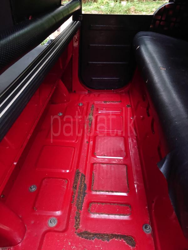 Bajaj Three Wheel 2019 - பயன்படுத்தப்பட்டது முச்சக்கர வண்டி sale in Sri Lanka - patpat.lk