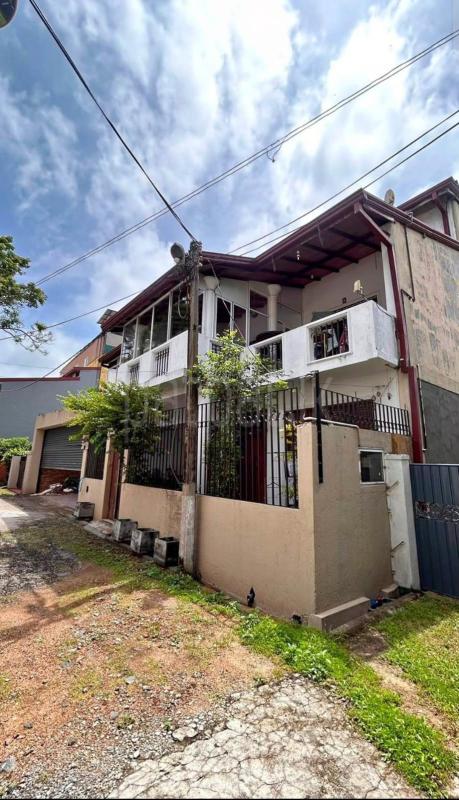 House for Sale in Dehiwala