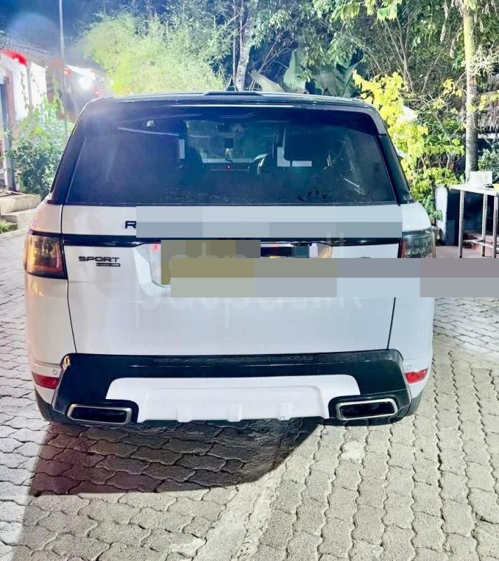 Land Rover Range Rover 2018 - பயன்படுத்தப்பட்டது SUV sale in Sri Lanka - patpat.lk