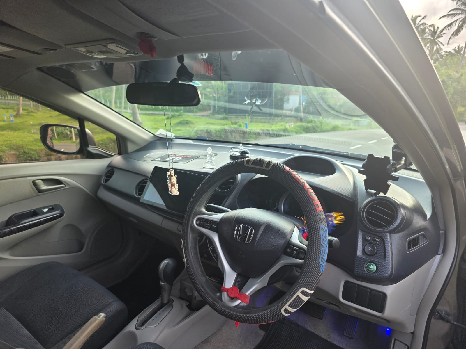 Honda Insight 2011 - பயன்படுத்தப்பட்டது கார் sale in Sri Lanka - patpat.lk